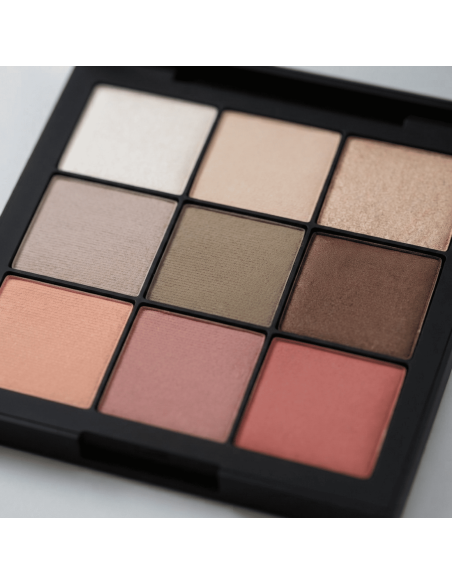 Paleta NUDES 9 Colores - Sombras, Colorete e Iluminador en Tonos Naturales